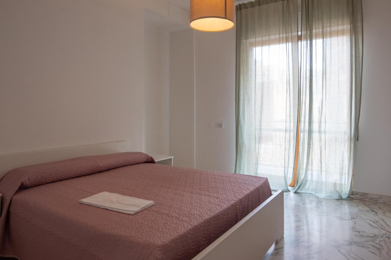 Ferienwohnung Un Posto Al Sole Monopoli Exterior foto
